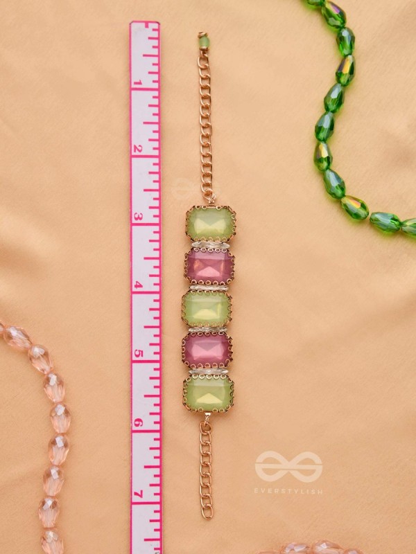 A SHIMMERING WONDER - CLASSY STATEMENT BRACELET