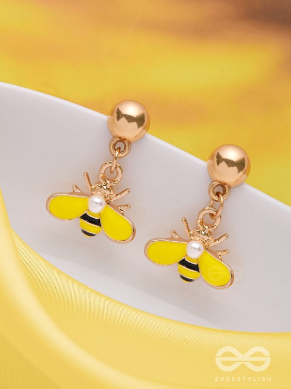 THE BUZZIN BEE - CUTE DROP EARRINGS