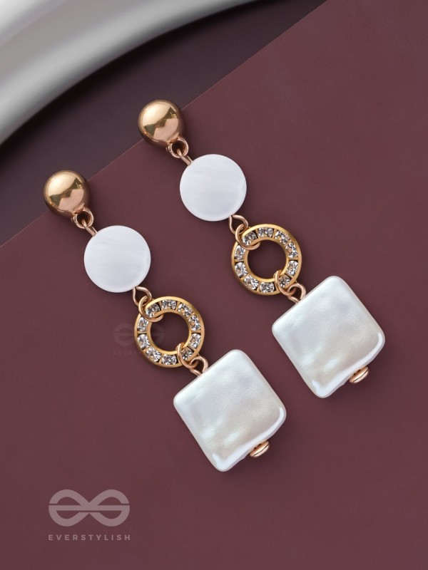 LIGHTHEARTED CHIC CHARM - CASUAL DROP EARRINGS