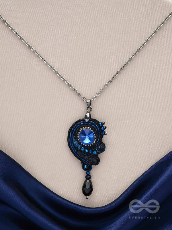 AALINDI - BLISS OF PEACE -BEADS AND SEQUINS EMBROIDERED NECKPIECE