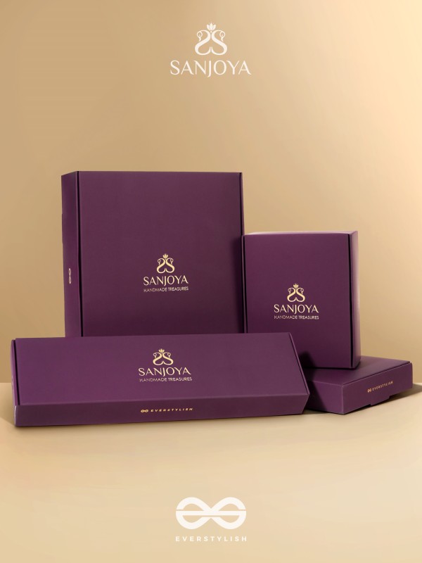 SIBIRA - SUPREME ROYALTY - STONE, BEADS AND GLASS DROPS EMBROIDERED MAANGTIKA