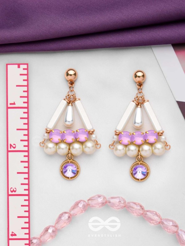 THE REGAL RADIANCE - GOLDEN EMBELLISHED EARRINGS