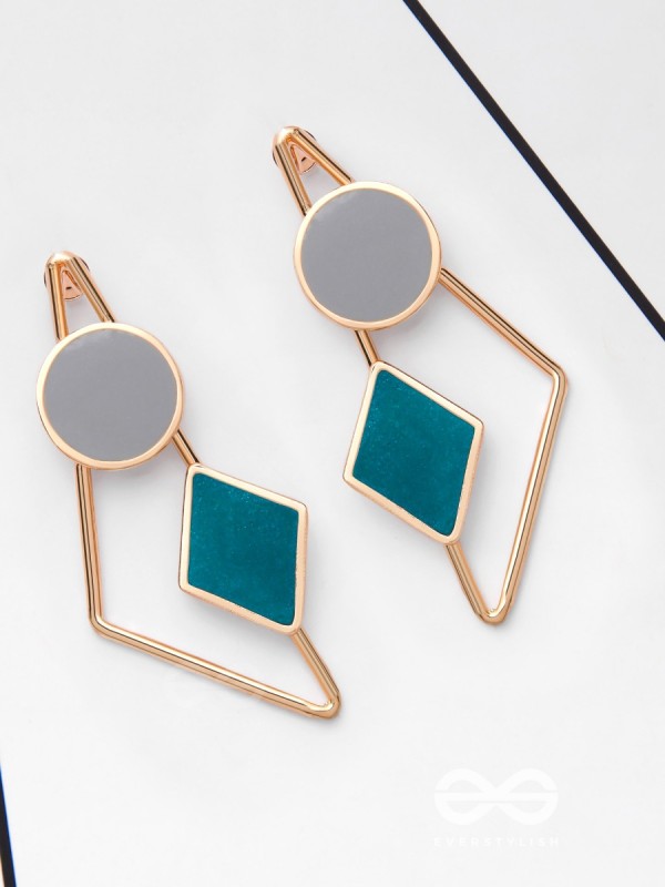 THE ELEGANT APEX - GOLDEN ENAMELED EARRINGS
