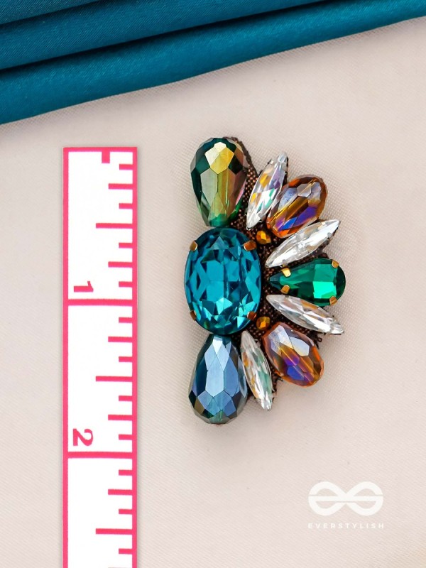 Manivarga - The gem collection - Stone embroidered earrings 