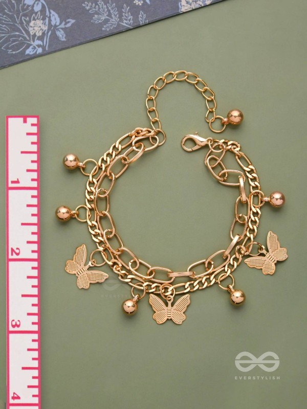 WHISPERING BUTTERFLY - GOLDEN MULTILAYERED BRACELET