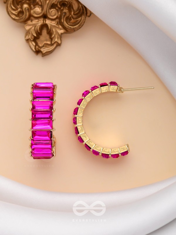 CRYSTAL GALAXIES - GOLDEN EMBELLISHED EARRINGS (MAGENTA)