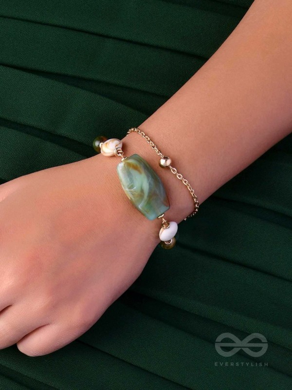 MOSSY MARBLES - GOLDEN EMBELLISHED MULTILAYER BRACELET