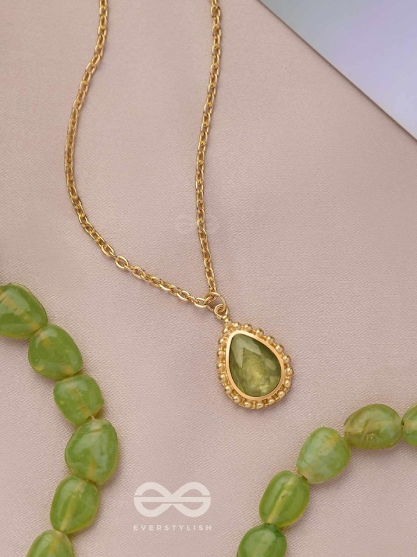 Dewdrop Enchantment - Golden Embellished Neckpiece With Anti-Tarnish Coating 