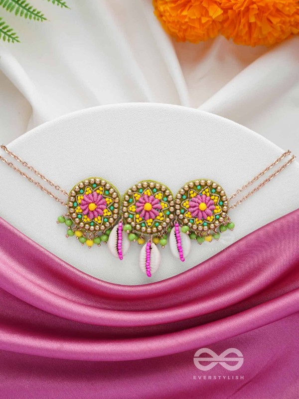 SAKOSHA - THE SEASHELL BEAUTY - SHELLS, BEADS AND RESHAM EMBROIDERED NECKPIECE