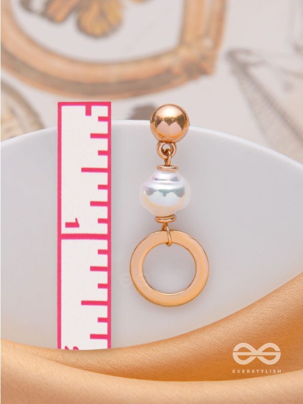 THE PEARL SPINNERS - GOLDEN EMBELLISHED EARRINGS