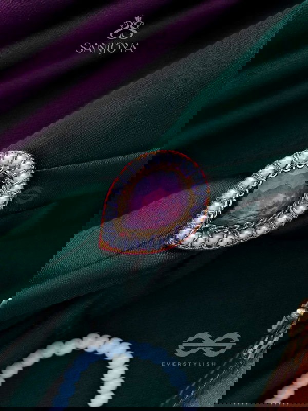 VRASHTA - THE MAGESTIC RAINDROP - STONE AND BEADS EMBROIDERED RING