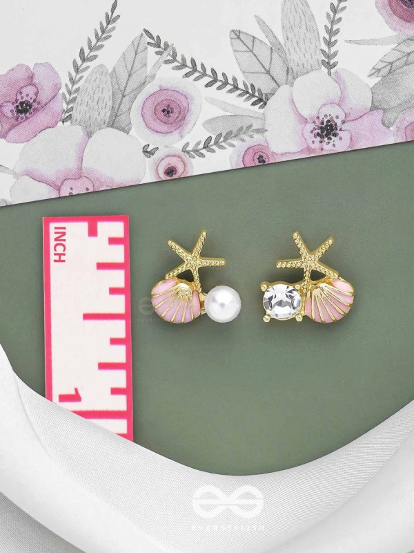 STARFISH & SEASHELL WISHES - GOLDEN AND PINK EMBELLISHED STUD EARRINGS