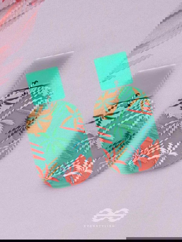 MYSTILEAF MARVELSCAPE - MULTICOLOR ACRYLIC EARRINGS