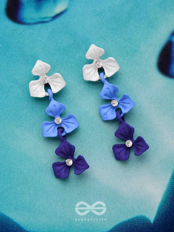 THE BLUEBERRY BLOSSOMS - ELEGANT ACRYLIC EARRINGS