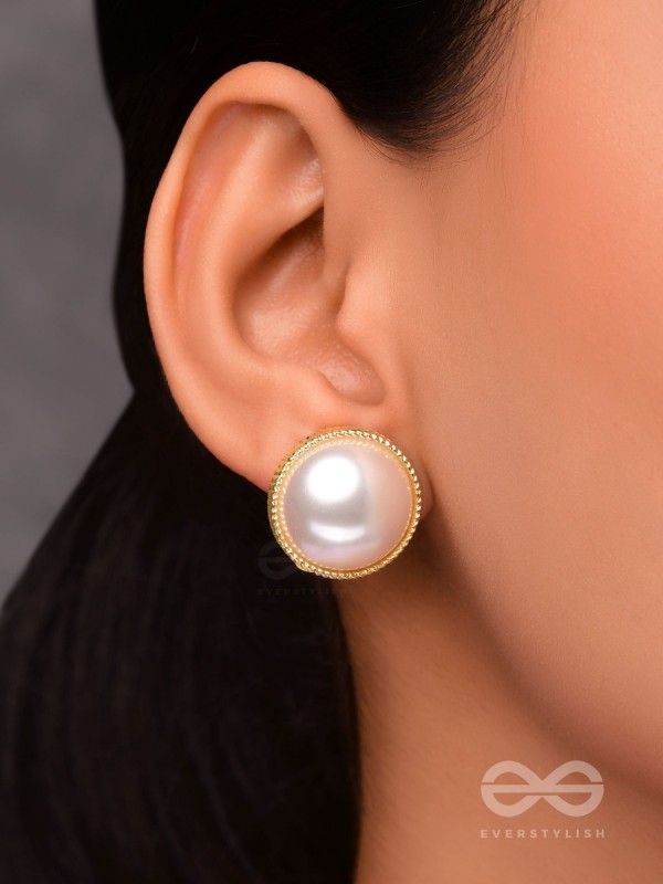 THE IVORY ILLUSION - GOLDEN PEARL STUD EARRINGS