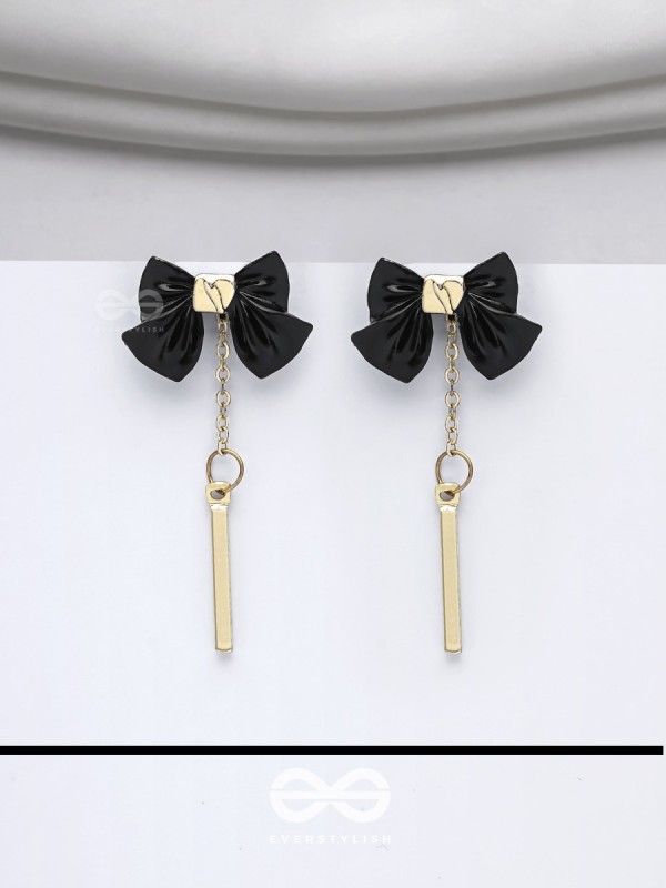 MIDNIGHT BOW - GOLDEN EMBELLISHED EARRINGS