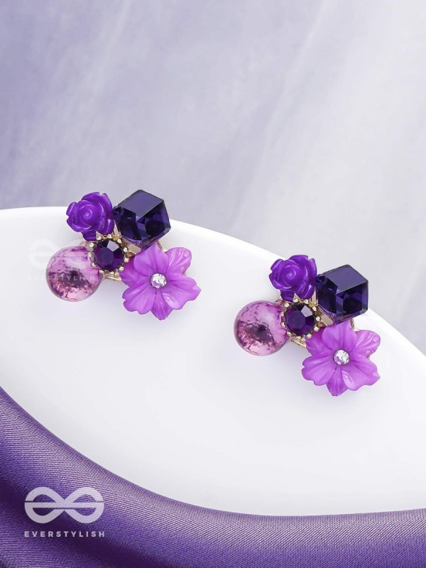 LILAC LOVEBUDS - GOLDEN EMBELLISHED STUD EARRINGS