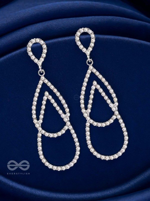 DROP IT LIKE IT'S HOT - STATEMENT SILVER EARRINGS