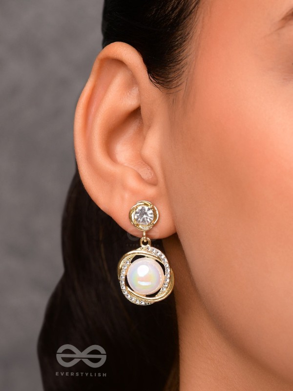 THE MERMAID'S PEARL - GOLDEN EMBELLISHED EARRINGS