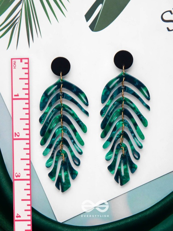 THE TROPICAL LEAFLETS - GREEN ACRYLIC EARRINGS