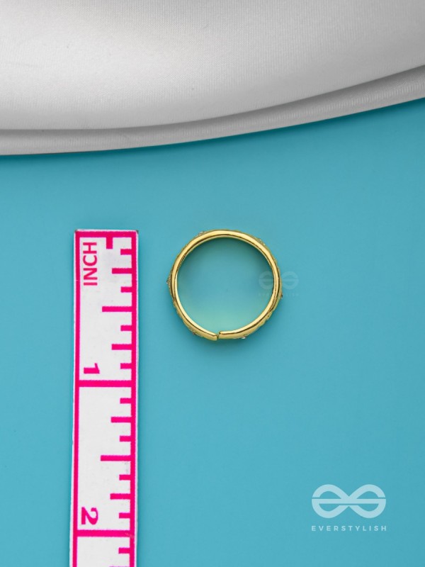 CHAMBER OF SECRETS - GOLDEN AND WHITE EMBELLISHED RING (ADJUSTABLE)