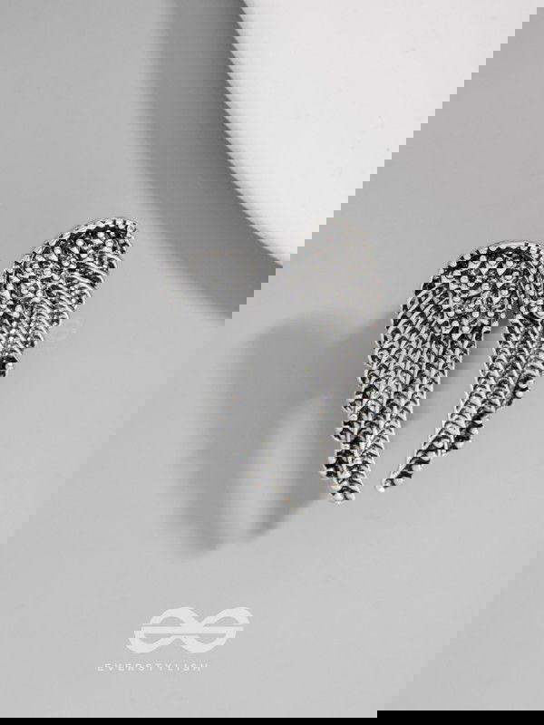 MIDNIGHT RAVEN WING - STATEMENT SILVER RING (ADJUSTABLE)