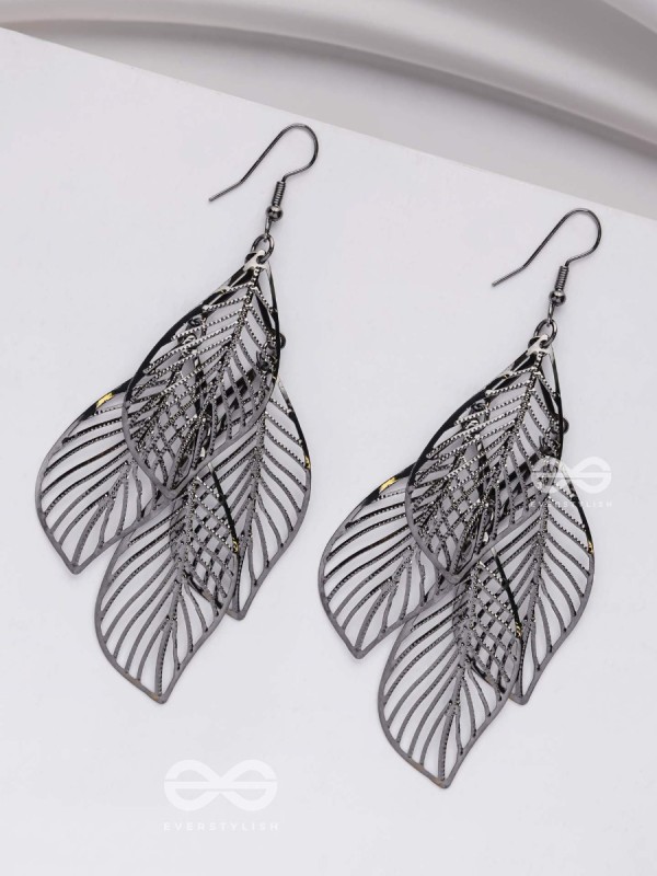 LEAF ME BREATHLESS - SILVER STATEMENT EARRINGS