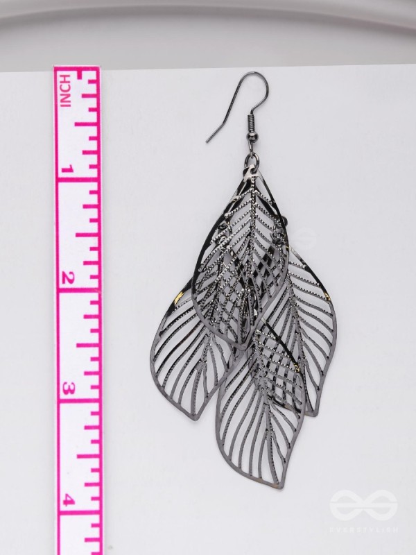 LEAF ME BREATHLESS - SILVER STATEMENT EARRINGS