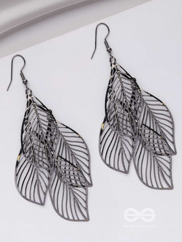 LEAF ME BREATHLESS - SILVER STATEMENT EARRINGS