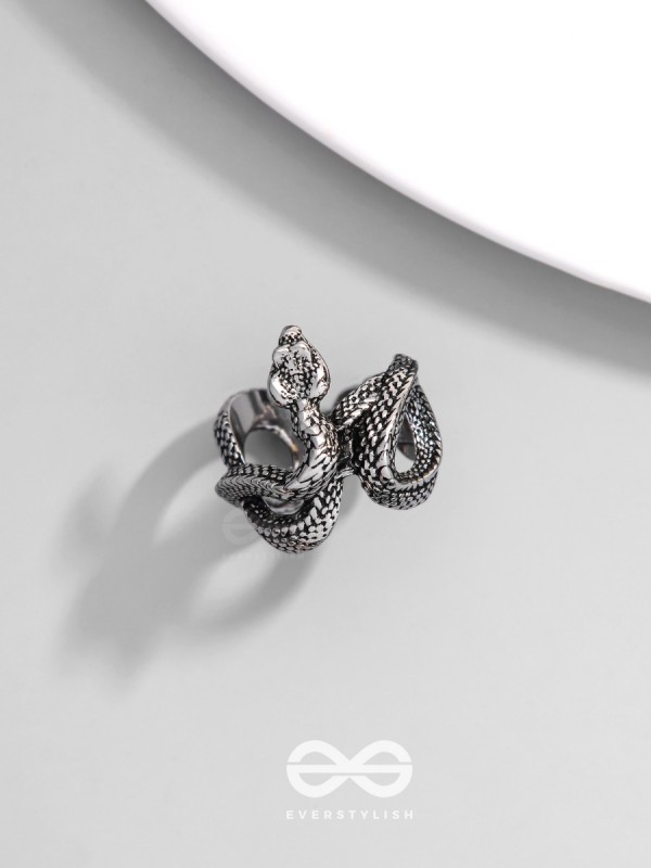NIGHTSHADE BASILISK - STATEMENT SILVER RING (ADJUSTABLE)