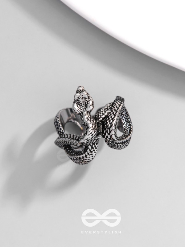 NIGHTSHADE BASILISK - STATEMENT SILVER RING (ADJUSTABLE)