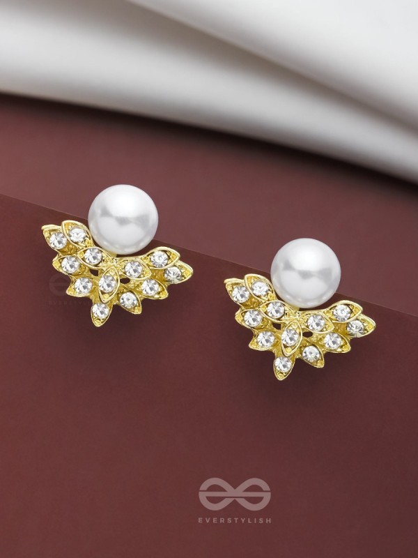 PEARLS IN PARADISE - GOLDEN EMBELLISHED EARRINGS