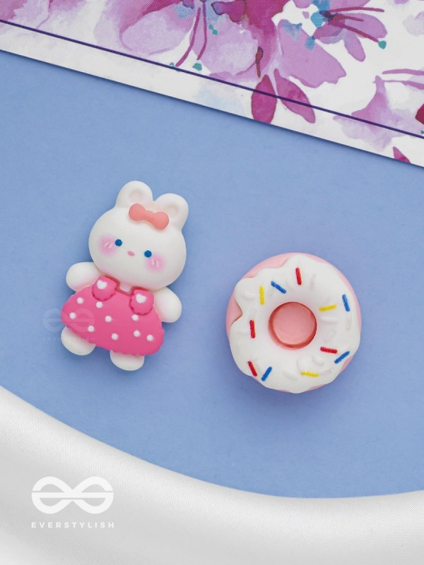 DONUT DARLINGS - MISMATCHED ACRYLIC STUD EARRINGS