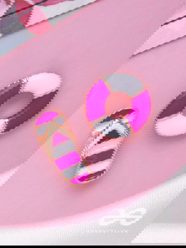 FOOTLOOSE 'N SWIM TUBE - GOLDEN EMBELLISHED STUD EARRINGS