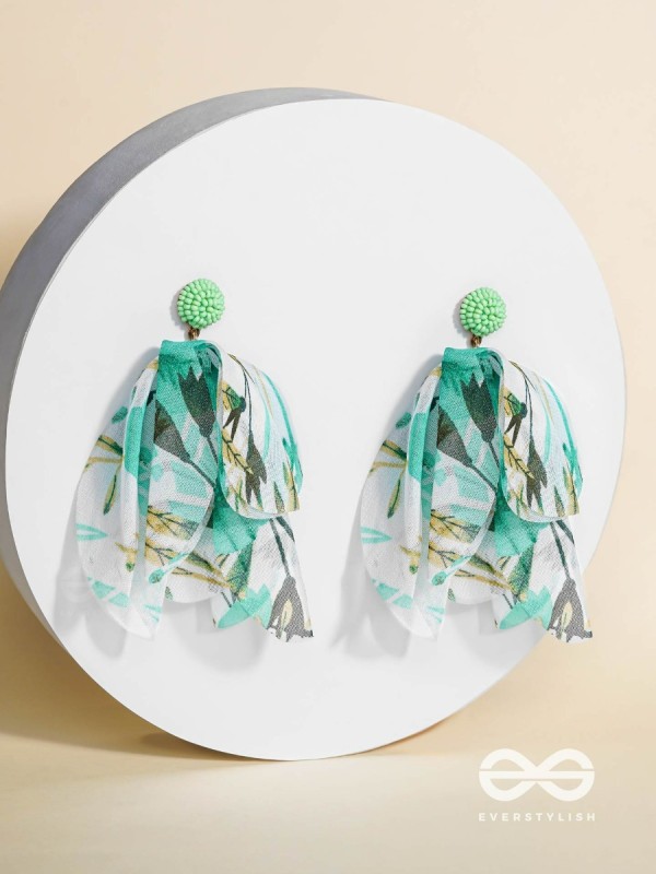 FLUFFY FANTASY - FABRIC EARRINGS (LIGHT GREEN)