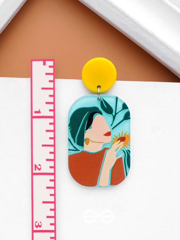 THE SUNFLOWER MUSE - STATEMENT ACRYLIC EARRINGS