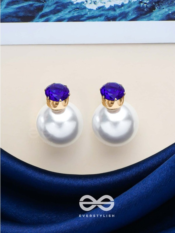 A MYSTIC PEARL - GOLDEN EMBELLISHED EARRINGS (DARK BLUE)