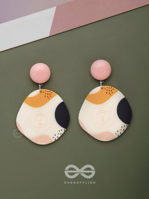 DREAMWEAVER DELIGHTS - CASUAL ACRYLIC EARRINGS