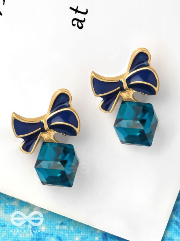 MINGLING MARVELS - GOLDEN AND BLUE EMBELLISHED STUD EARRINGS