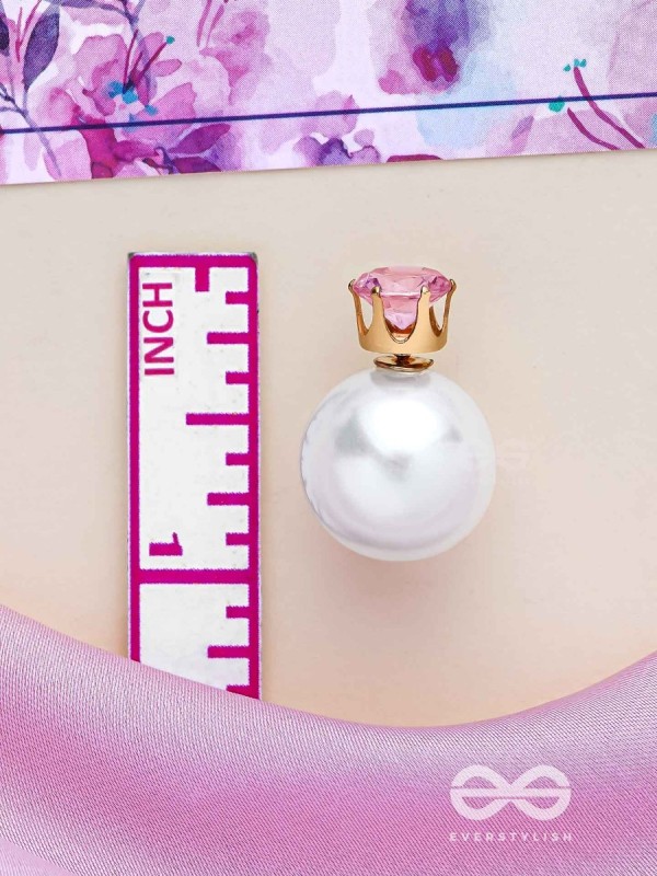 A MYSTIC PEARL - GOLDEN EMBELLISHED EARRINGS (PINK)