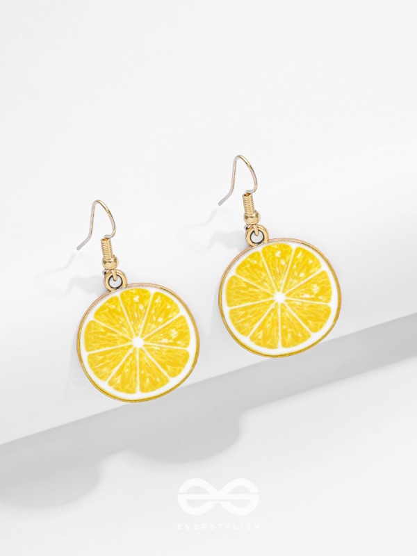 THE SOUR SPLASH - GOLDEN EMBELLISHED EARRINGS