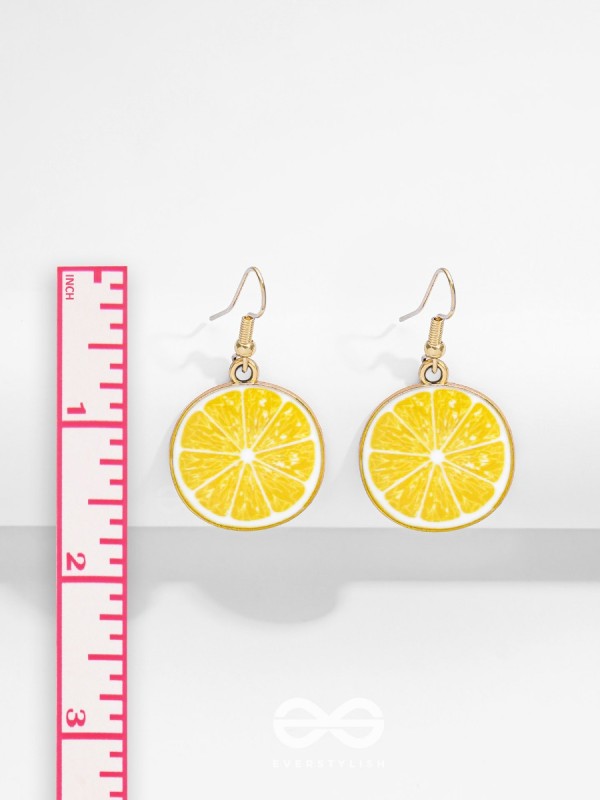 THE SOUR SPLASH - GOLDEN EMBELLISHED EARRINGS