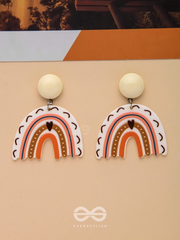 HEARTFELT RAINBOW - STATEMENT ACRYLIC EARRINGS 