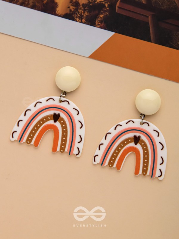 HEARTFELT RAINBOW - STATEMENT ACRYLIC EARRINGS 