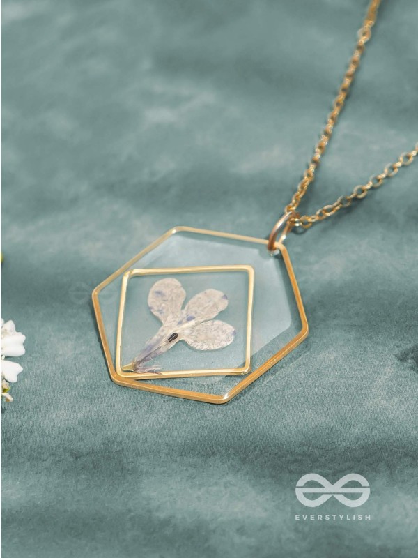 The Fairy Bloom - Pressed Flower Resin Pendant With Anti-Tarnish Coating
