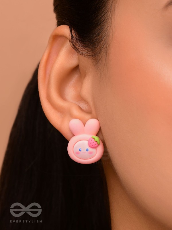 Sundaes N' Berries - Mismatched Acrylic Earrings