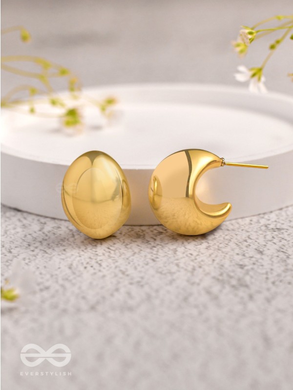 The Grandeur Drops - Golden Statement Earrings 