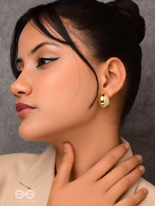 The Grandeur Drops - Golden Statement Earrings 