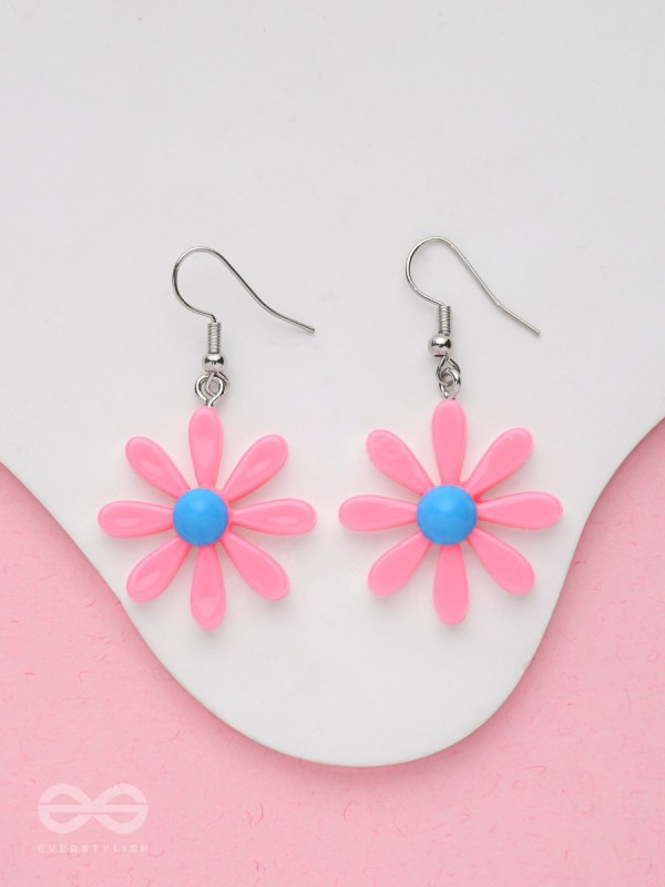 Bloom In Style - Elegant Acrylic Earrings (Pink)