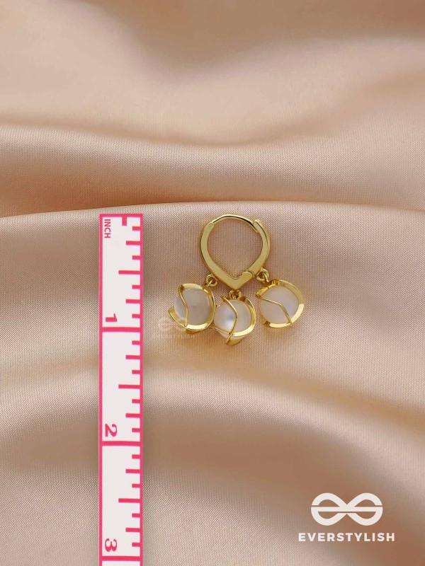 The Dewy Dreamer - Golden Drop Earrings 